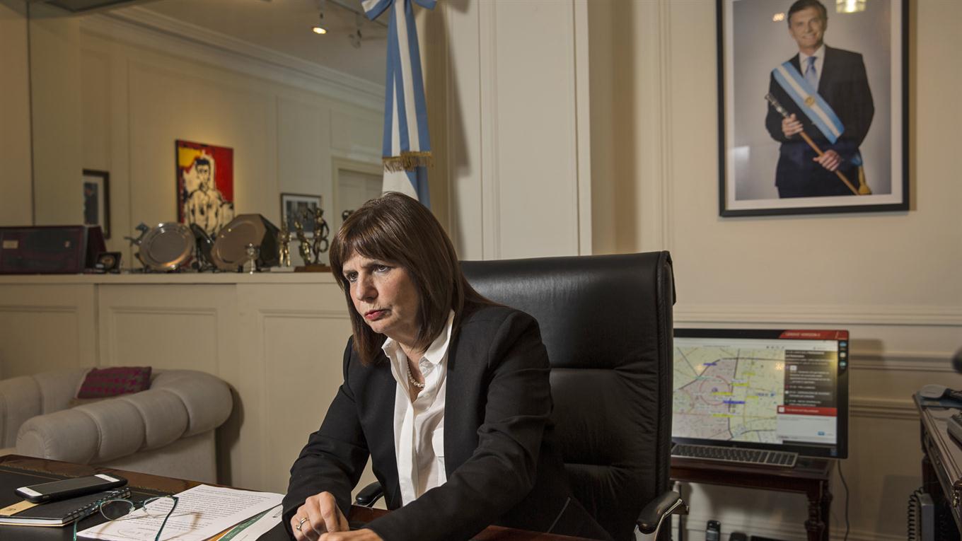 Patricia Bullrich: «En el Sistema Penitenciario Federal (…) y en el tema de las drogas, el 33% de las personas detenidas es extranjera»