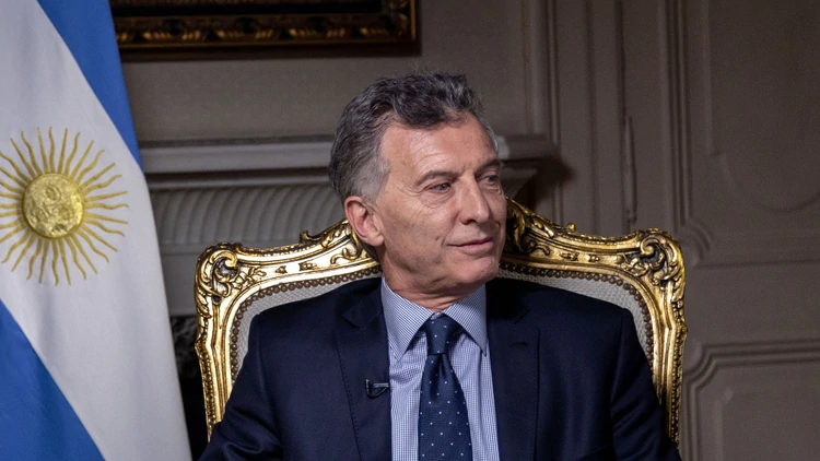 Mauricio Macri: «Hay un millón y medio de personas que hoy tienen cloacas  y antes convivían con la mierda»