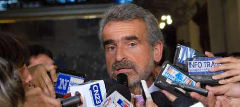 Agustín Rossi: “En ningún país del mundo un gobierno se rige con un presupuesto opositor”