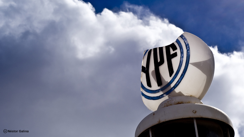 Pagni: “La producción de YPF va cayendo mes a mes”