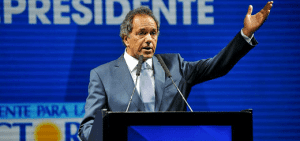 Scioli: “Macri triplicó la deuda pública de la Ciudad”