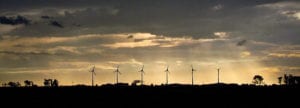 Clarín: “A fines de 2017, el 8% de la matriz eléctrica deberá usar fuentes renovables. Hoy apenas supera el 1%”