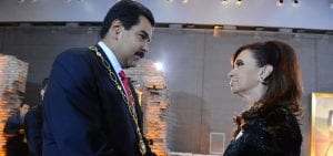 Infobae no comunicó con claridad una nota de humor político sobre CFK y Maduro