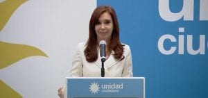 CFK: “En 2016 la inversión extranjera directa fue menos de la mitad de la que tuvimos en 2015”