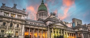Es falso que en la Argentina hay 700 mil legisladores