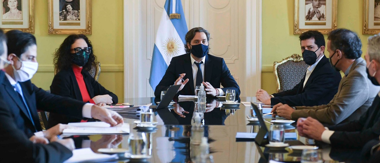 Cafiero, sobre la cuarentena: “Argentina tiene abierta el 87% de la capacidad comercial y productiva”