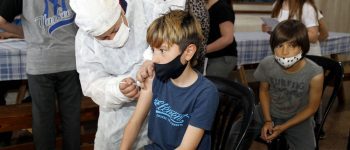 Cómo avanza la vacunación contra el coronavirus en niñas, niños y adolescentes