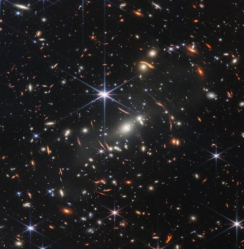 Las 5 fotos del telescopio espacial James Webb muestran el caos y la creación del universo