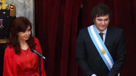 Déficit fiscal: qué pasó durante las gestiones de CFK, Macri, Fernández y Milei