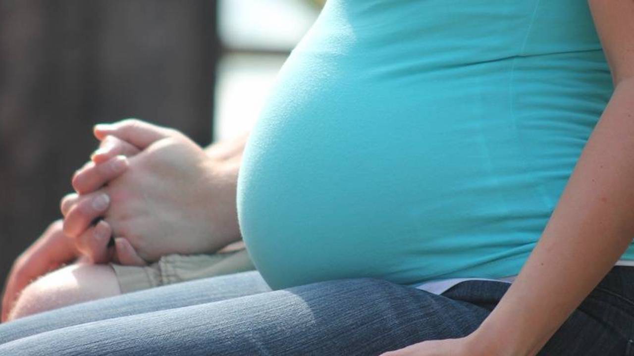 Por séptimo año consecutivo disminuyeron los embarazos adolescentes