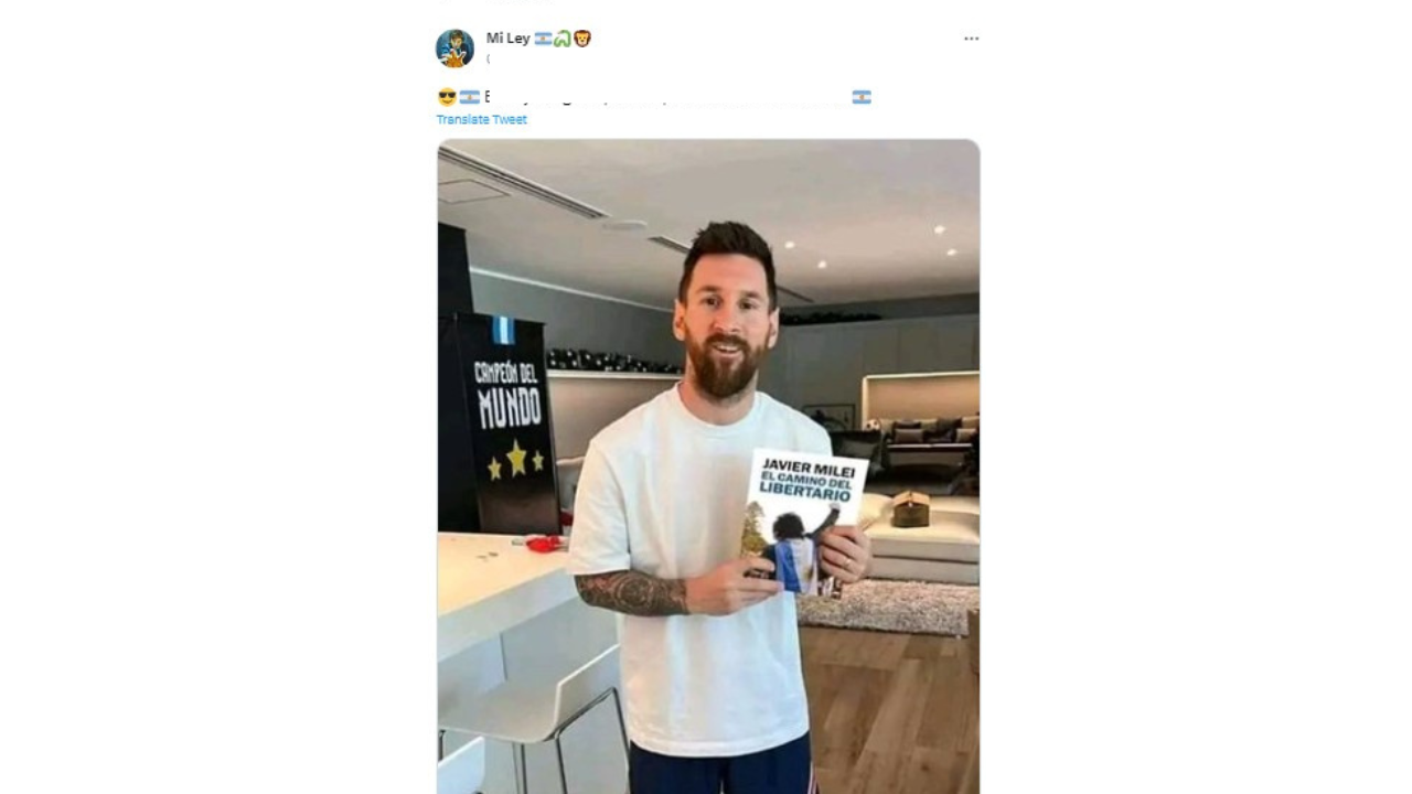 Es falsa la foto de Lionel Messi con un libro de Javier Milei en la mano
