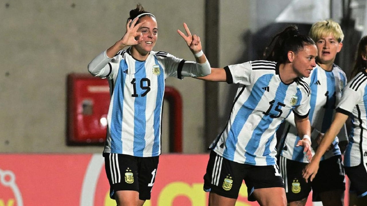 Mundial de fútbol femenino: cuál es la situación de las jugadoras en la Argentina