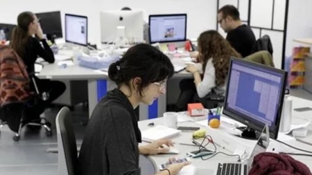 El Gobierno nacional recortó más de 28 mil empleados públicos en los primeros 6 meses