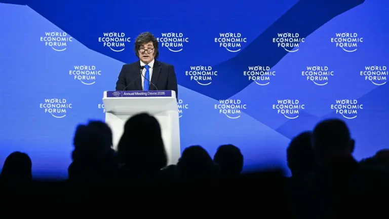 Javier Milei en Davos: “La pobreza bajó del 57% al 27%”