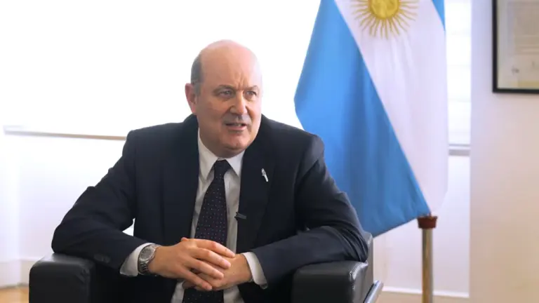 Federico Sturzenegger: “Las exportaciones vienen creciendo 8 veces más rápido que el PBI”